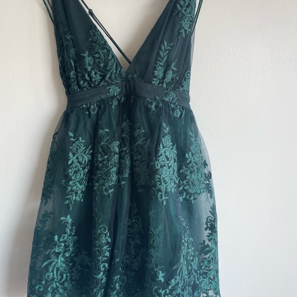 green lace dress